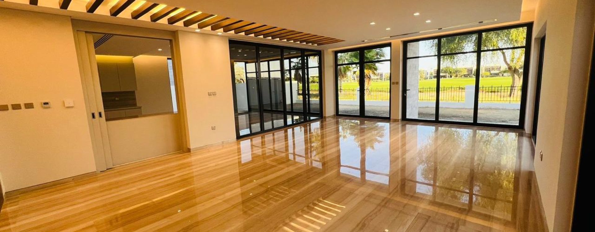 5 Bedroom Luxury Golf&Lake view Stand alone Villa