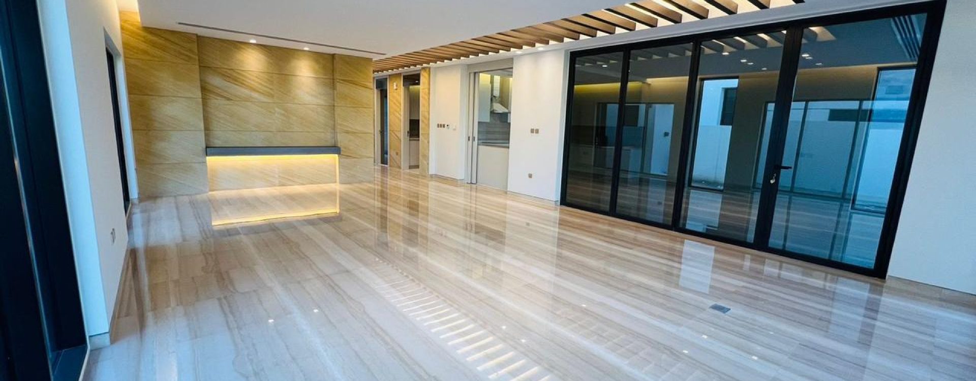 5 Bedroom Luxury Golf&Lake view Stand alone Villa